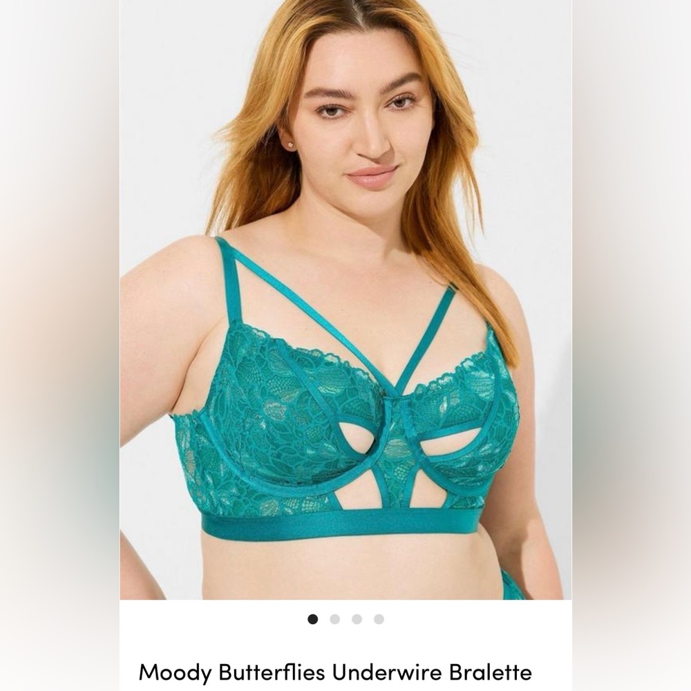 🍃Torrid  Moody Butterflies Underwire Bralette